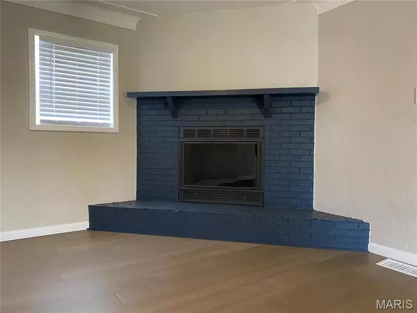 Troy, IL 62294,304 S Hickory ST