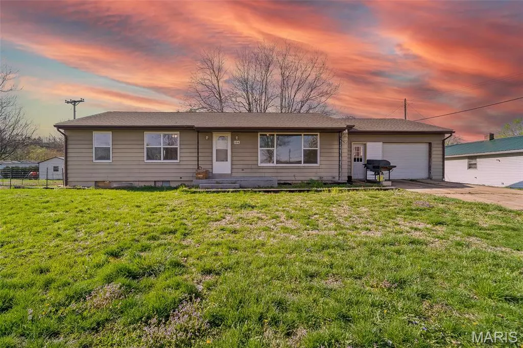 Chamois, MO 65024,104 E Tennessee ST