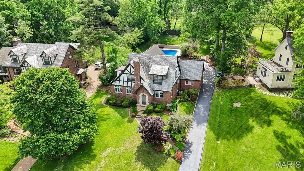 315 Park RD, St Louis, MO 63119