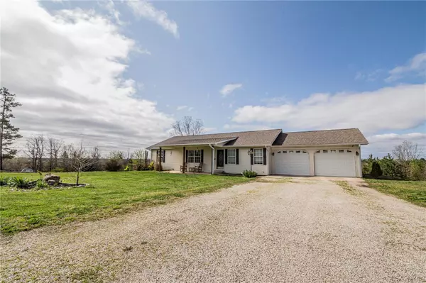 Poplar Bluff, MO 63901,1815 County Road 521