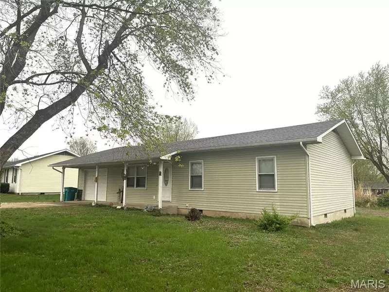 610 Saint Michael AVE, St James, MO 65559