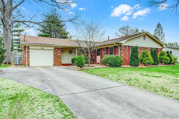 514 Buena Vista ST, Edwardsville, IL 62025