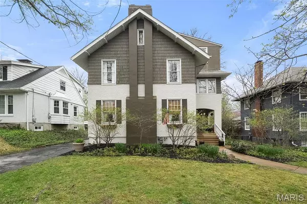 119 Portland TER, Webster Groves, MO 63119