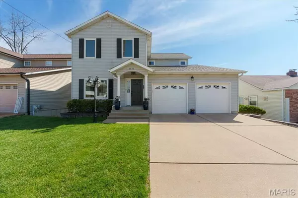 2842 Brazeau AVE, St Louis, MO 63144