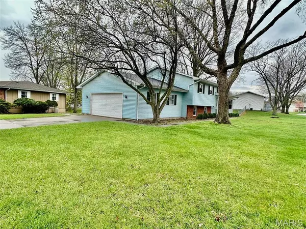 Chatham, IL 62629,180 Teal DR