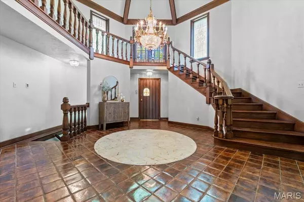 St Louis, MO 63131,13596 Kings Glen DR