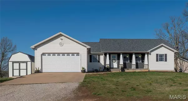20258 Hyatt LN, St Robert, MO 65584
