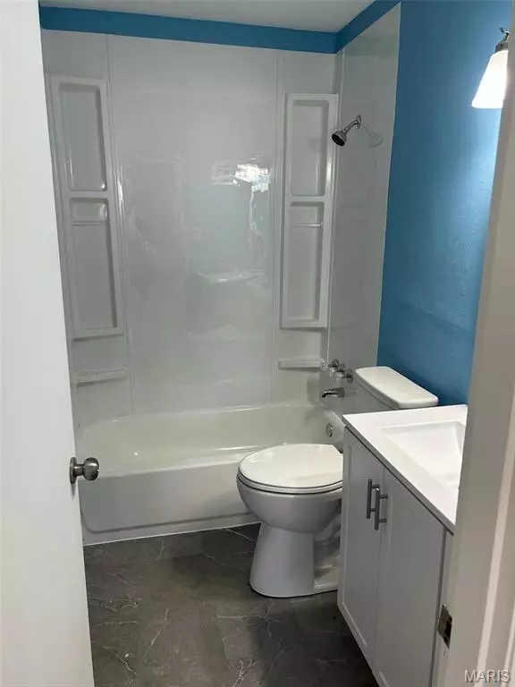 St John, MO 63114,3621 Patrice PL