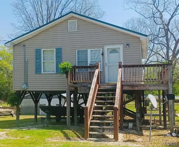 70 Gallinipper PL, Hardin, IL 62047