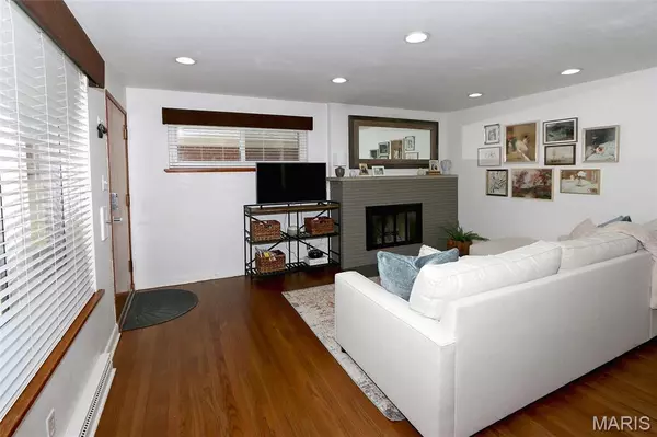 St Louis, MO 63119,7512 Weil AVE