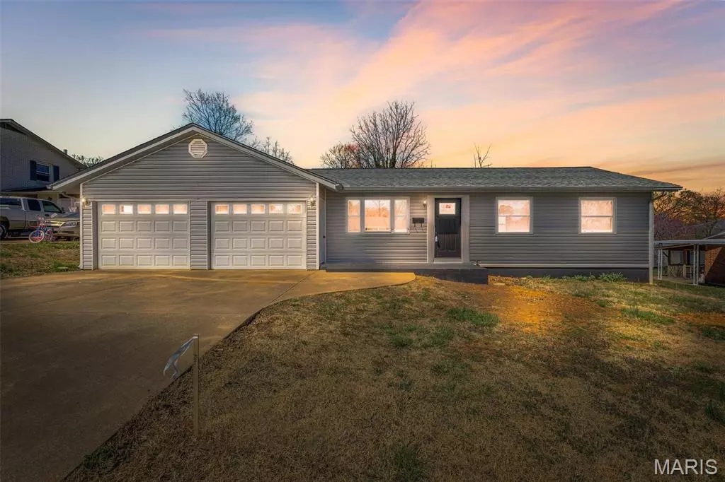 Desloge, MO 63601,615 N School ST