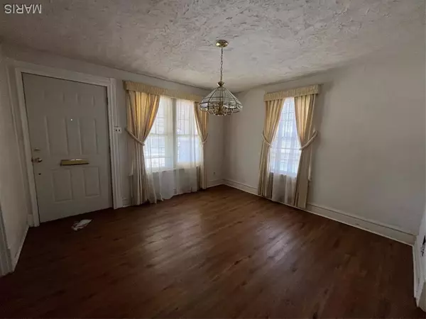 St Louis, MO 63117,7921 W Bruno AVE