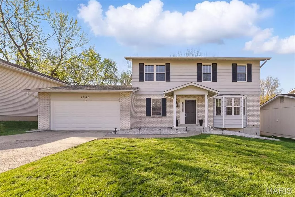 St Peters, MO 63376,1205 Amberglen DR