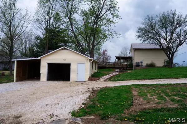 Jackson, MO 63755,3304 State Highway Ff