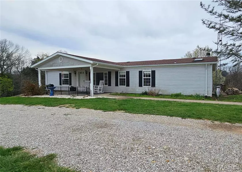 1099 Blue Ridge RD, Auxvasse, MO 65231