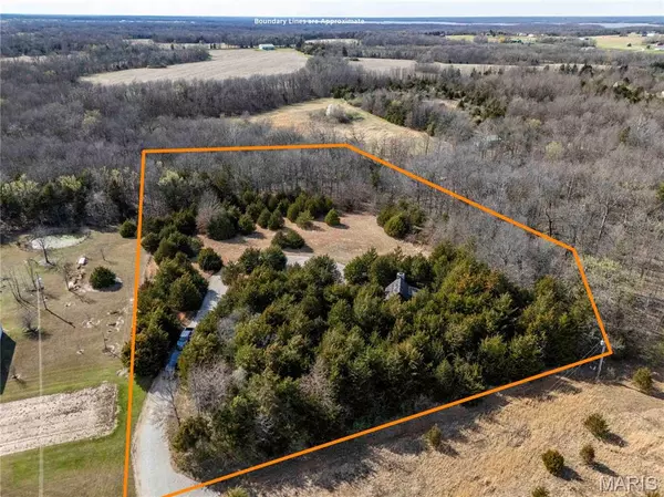 Perry, MO 63462,25005 Double B Trail