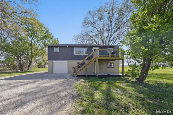 908 Railroad AVE, Foley, MO 63347