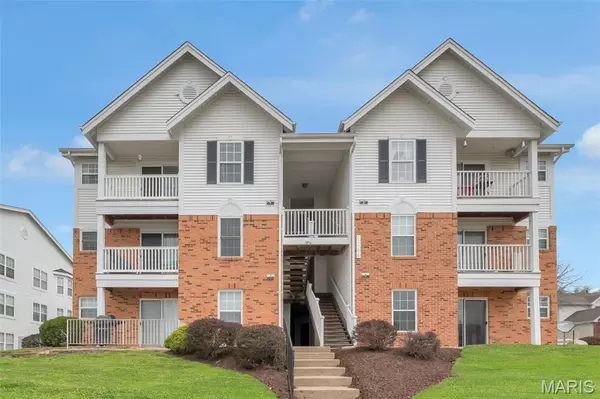 1209 Woodland Point DR #E, St Louis, MO 63146