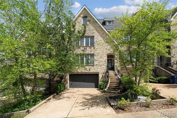 1546 Fairmount AVE,  St Louis,  MO 63139