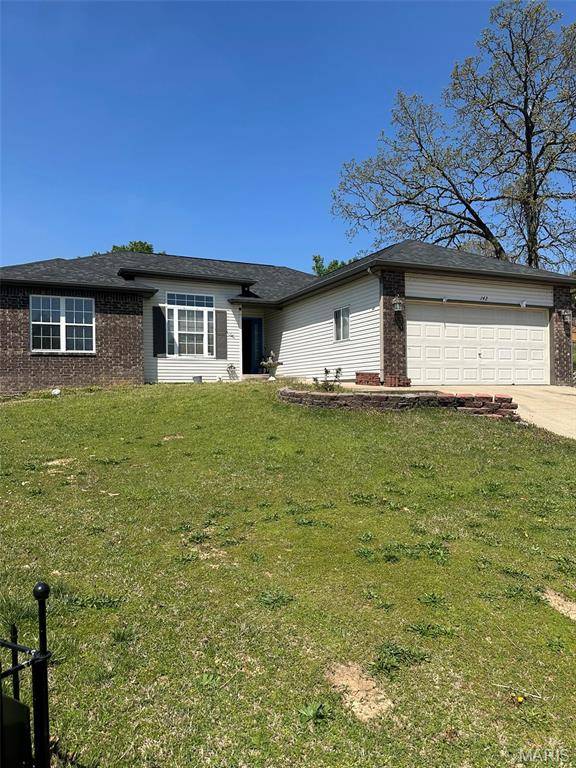142 Oregon LN, Kimberling City, MO 65686
