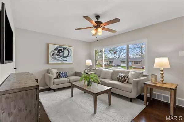 St Louis, MO 63127,260 Floralea PL