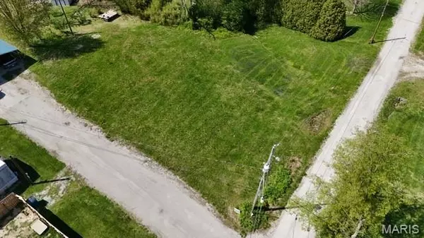 112 Blaine ST, Pocahontas, IL 62275