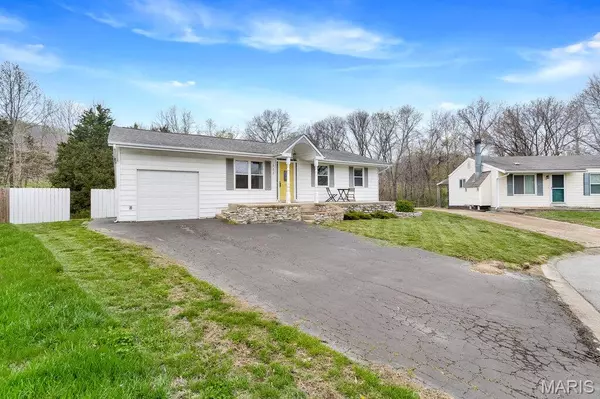 Eureka, MO 63025,332 Hagemeister DR