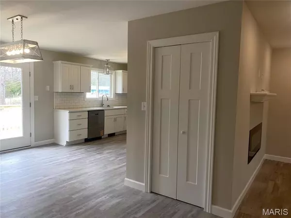 Waynesville, MO 65583,26035 Silver LN