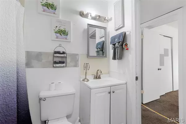 Florissant, MO 63031,2797 Dawnview DR