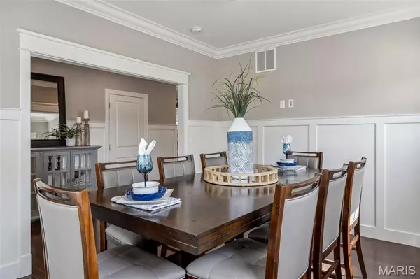 St Louis, MO 63131,11910 Lillian AVE