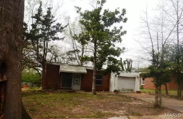 1535 N Jackson AVE, St Louis, MO 63130