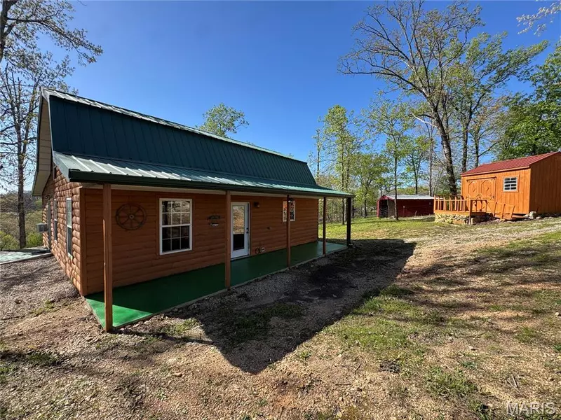 658 Bailey LN, Wappapello, MO 63966