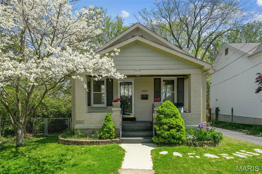 2444 Helen AVE, St Louis, MO 63144