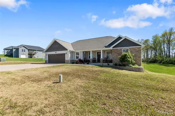 145 Country View LN, Cape Girardeau, MO 63701