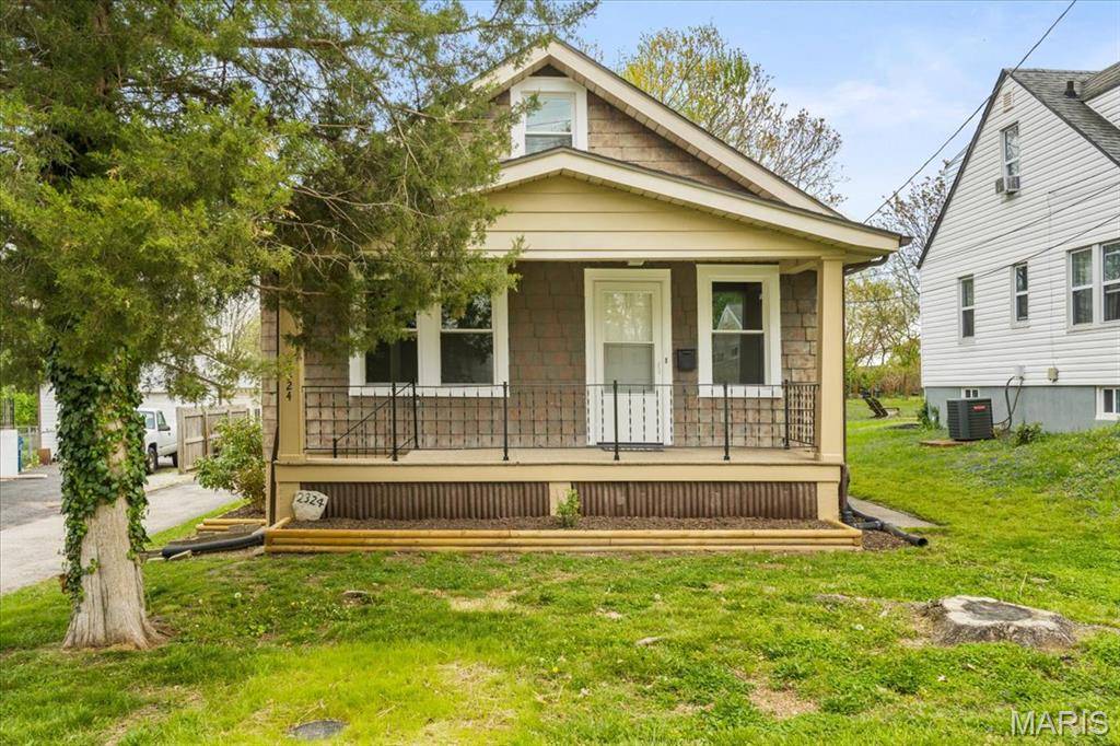 2324 Hood AVE, St Louis, MO 63114