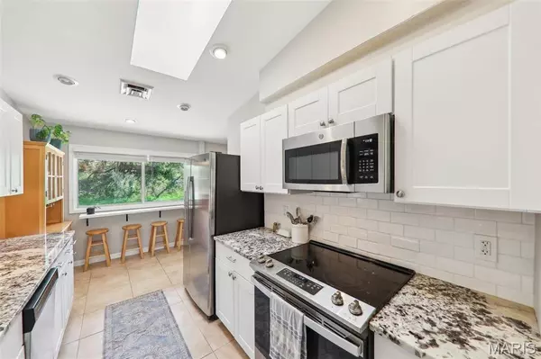 Ballwin, MO 63011,502 Hillbrook DR