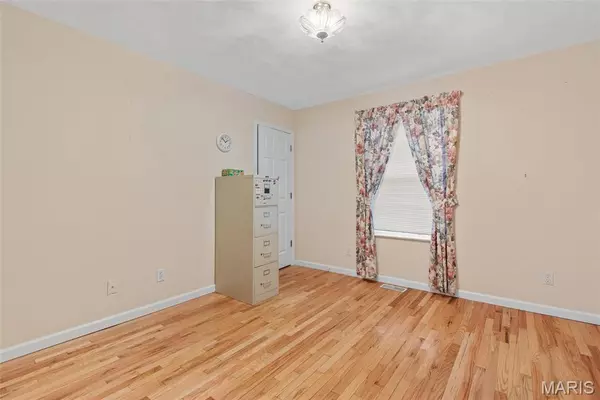 Collinsville, IL 62234,106 Crestmoor ST