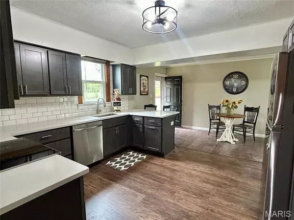 St Louis, MO 63125,4006 Reavis Barracks Rd RD