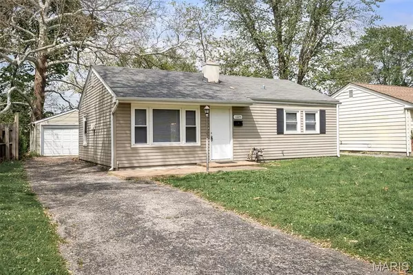 St Ann, MO 63074,11225 Saint Shawn LN