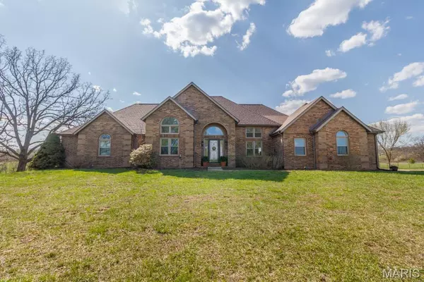 30871 HWY BB, Lebanon, MO 65536