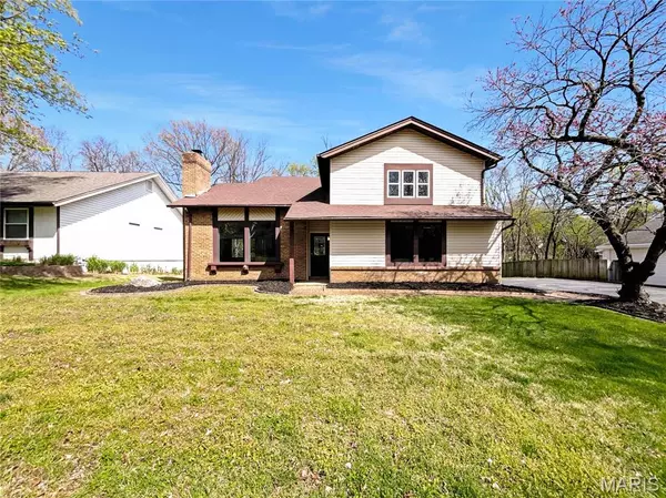 2738 Cumberland Landing, St Charles, MO 63303