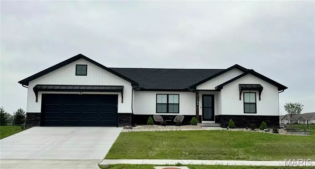 Moro, IL 62067,144 Bay Meadow CIR