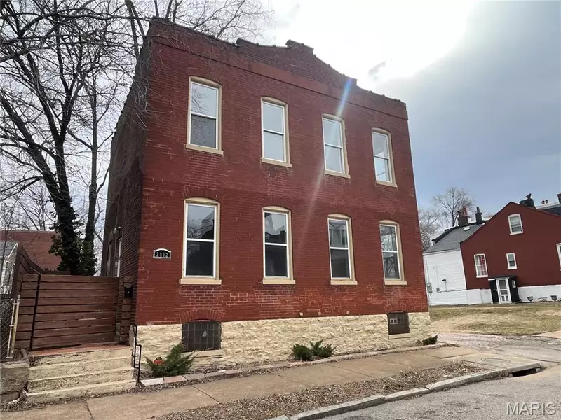 2812 Nebraska AVE, St Louis, MO 63118