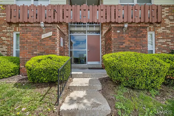 Bridgeton, MO 63044,4219 Carrollton DR #A