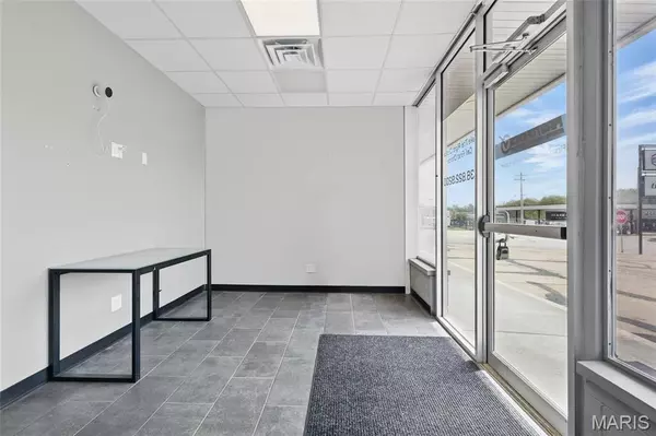 Troy, MO 63379,581 E Cherry ST