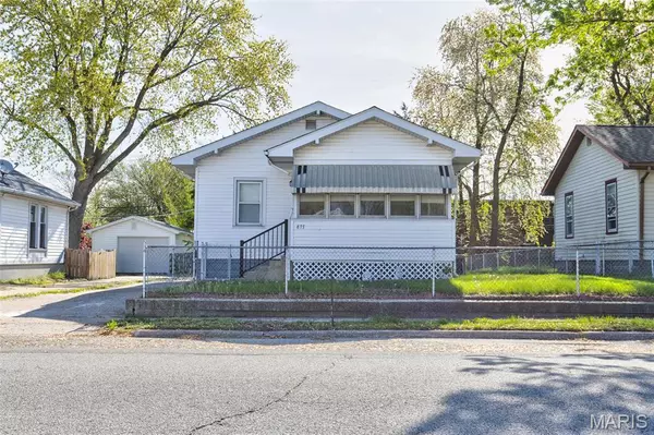 Wood River, IL 62095,877 State ST