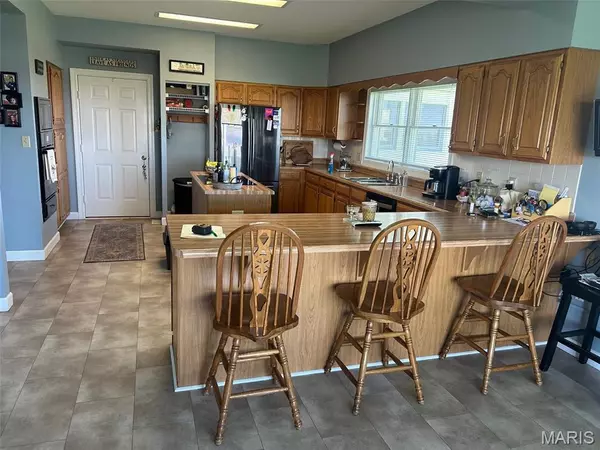 St Clair, MO 63077,2300 Sycamore LN