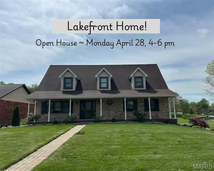 14 Sierra DR, Glen Carbon, IL 62034