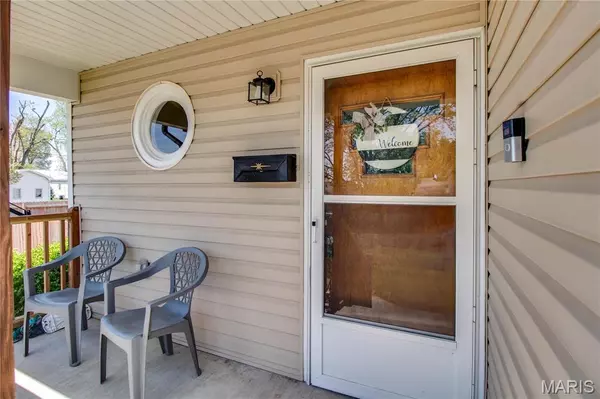 Jerseyville, IL 62052,513 E Arch ST