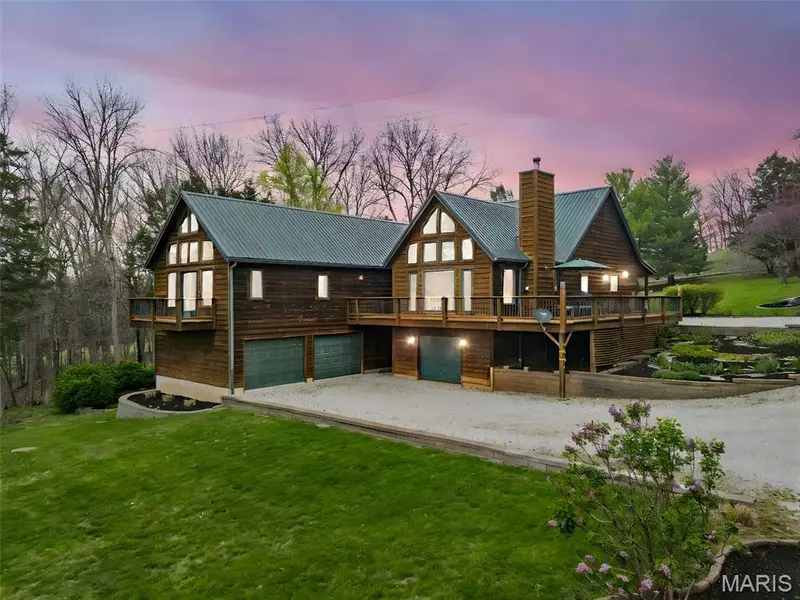 2595 State Road F, Pacific, MO 63069